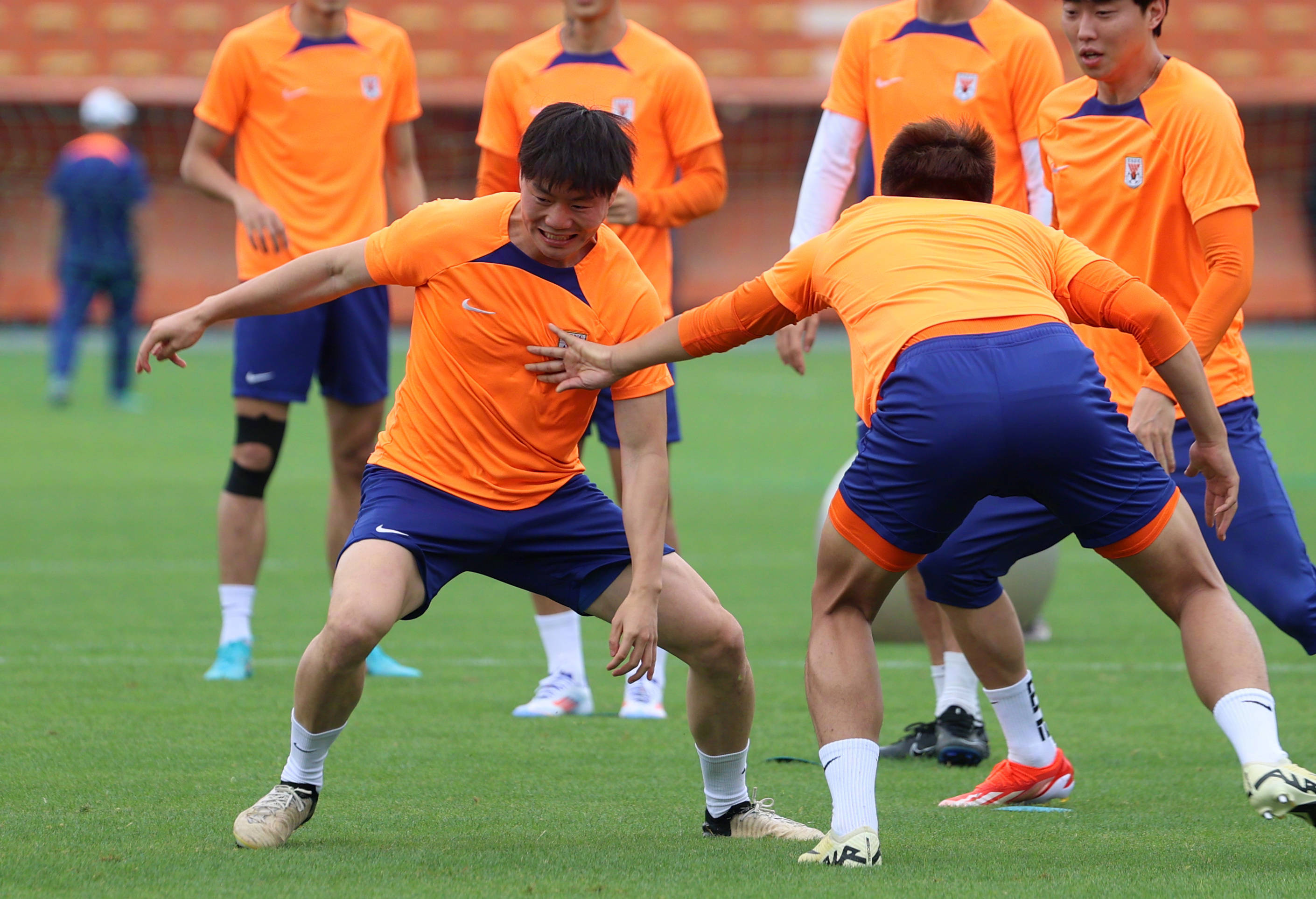 包含山东泰山迎社区盾关键赛；加时末段迎来里程碑；信心回归；阵容厚度经受考验的词条